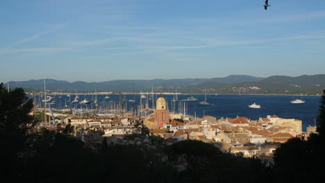 Saint-Tropez-Große-Aussicht-Vom-Blauen-Himmel-Der-Zitadelle